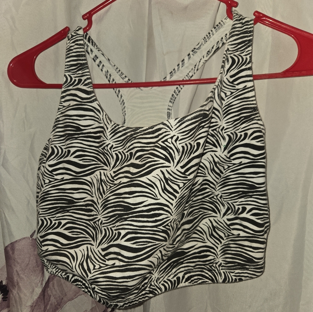 Leading lady 42 dd cotten sports bra black white zebra print